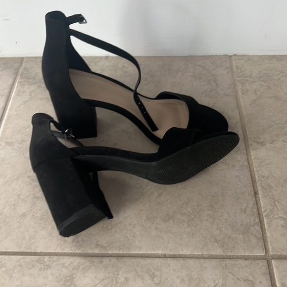 Wild Diva Heels Size 7.5 - Picture 3 of 4